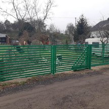 Kovaná posuvná brána rodinného domu AVEL